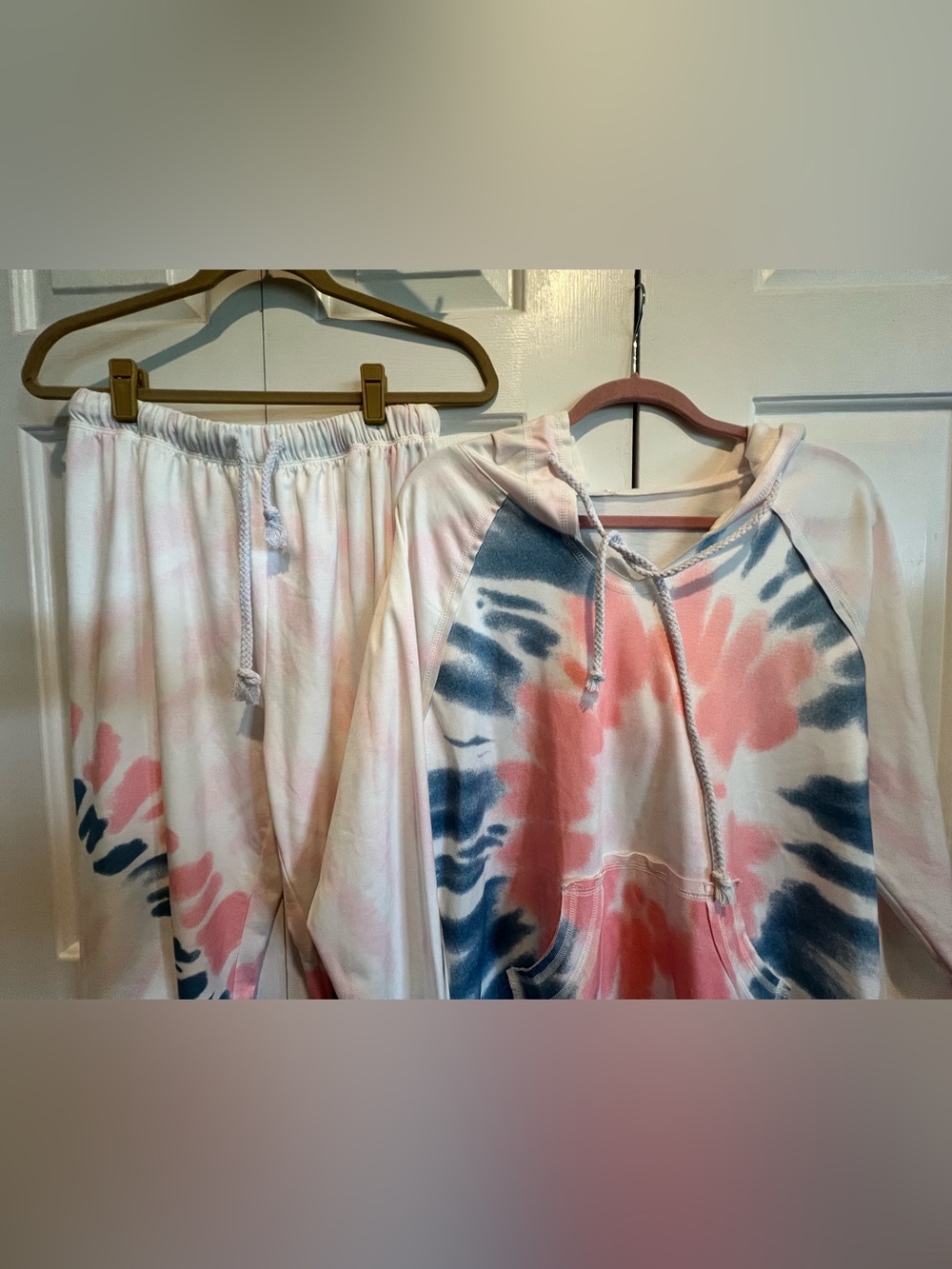 2Pc Tie-Dye Hoodie & Jogger Set in Pink and Blue - Picture 4 of 11